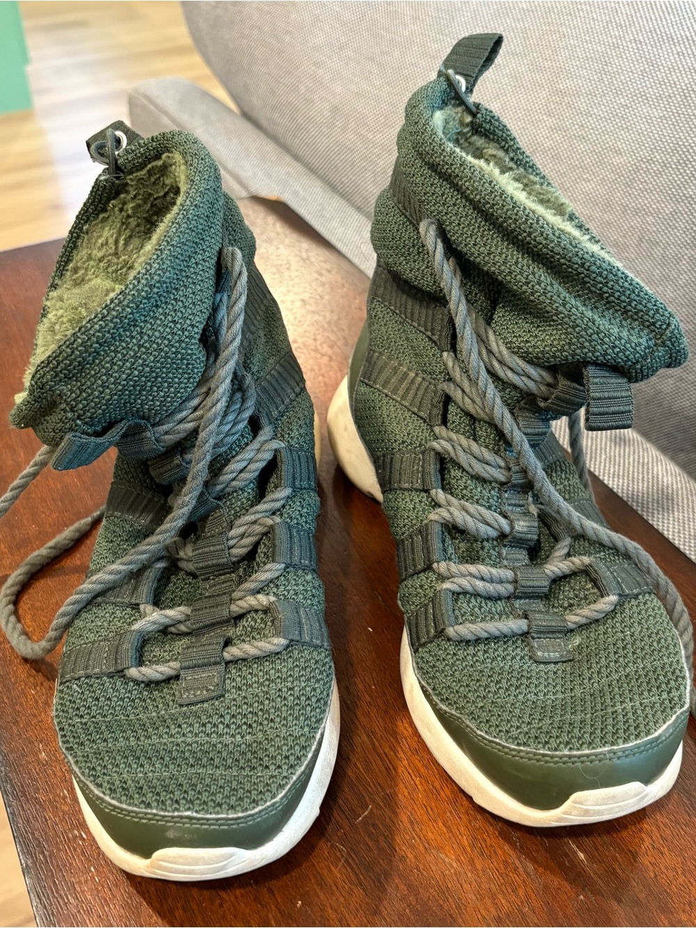 Nike Roshe Run High Top Boots
